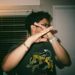 V〤  Avatar