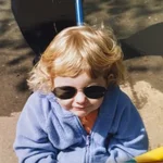 EK  Avatar