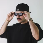 B  Avatar