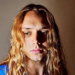 V  Avatar