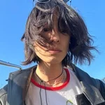 AY  Avatar