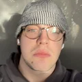 YE  Avatar