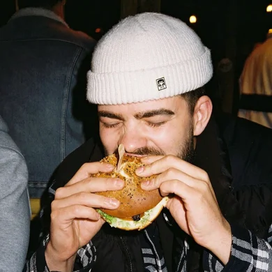 Rv  Avatar