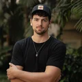 DL  Avatar