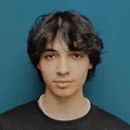 V  Avatar