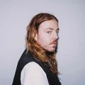 LV  Avatar