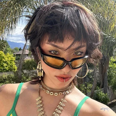 CL  Avatar