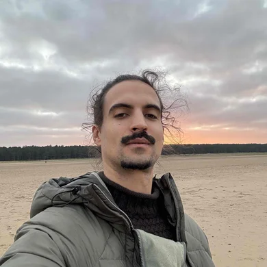 TR  Avatar