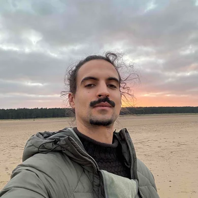 TR  Avatar