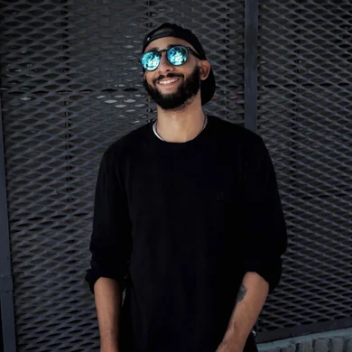 ML  Avatar