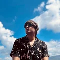 Vv  Avatar