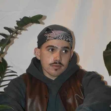 LA  Avatar