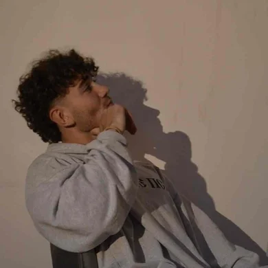 P‎  Avatar