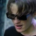 L  Avatar