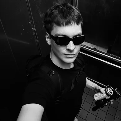 DL  Avatar
