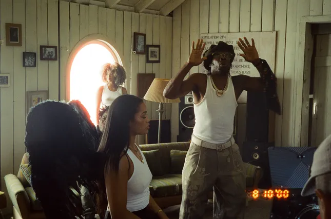 Hallelujah Heaven ft. Lil Wayne, Buju Banton, Shaba Ranks
