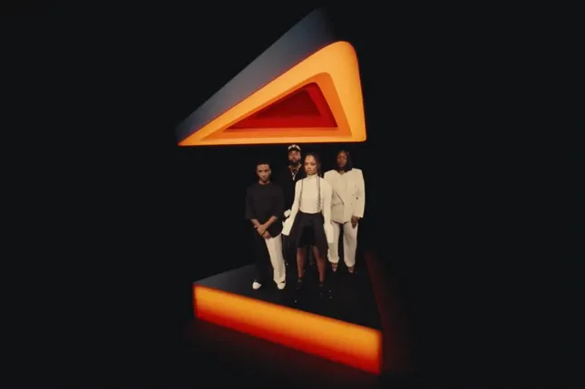 Doritos - Solid Black
