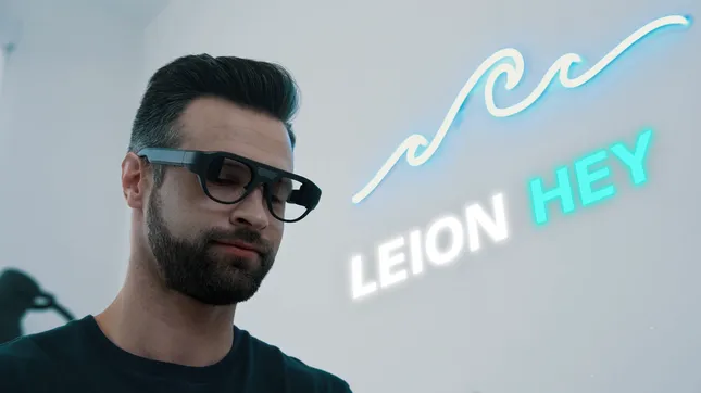 Video for Kickstarter. VR glasses by Leion Heiy