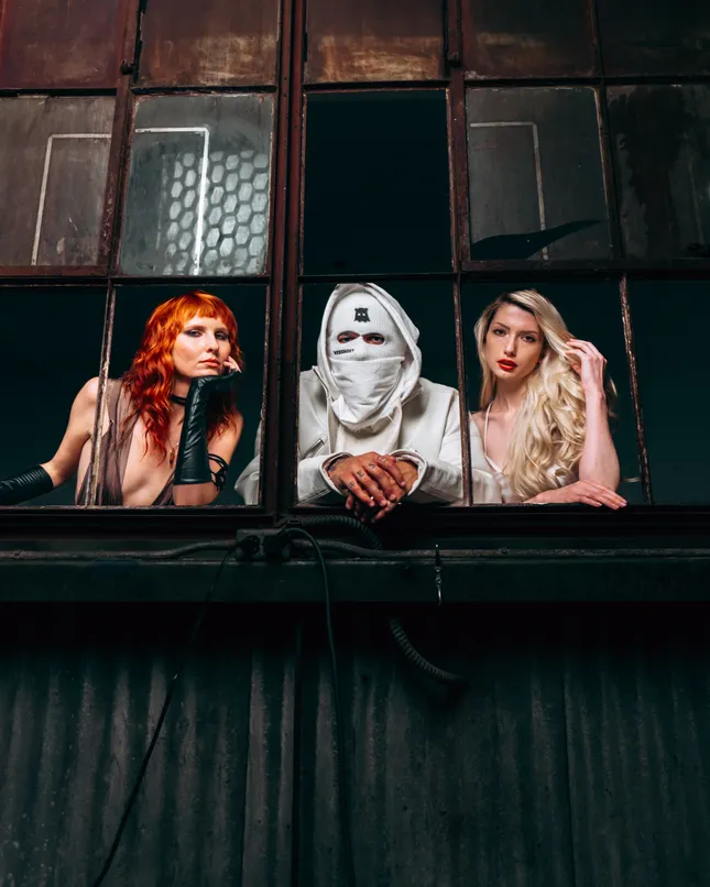 WesGhost: Switchblade Stills