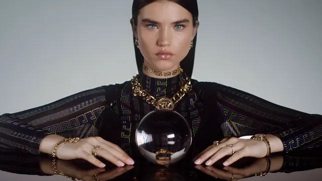 VERSACE