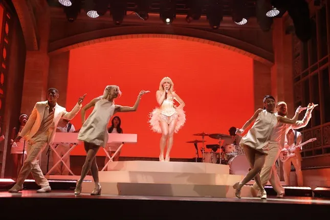 Sabrina Carpenter at SNL