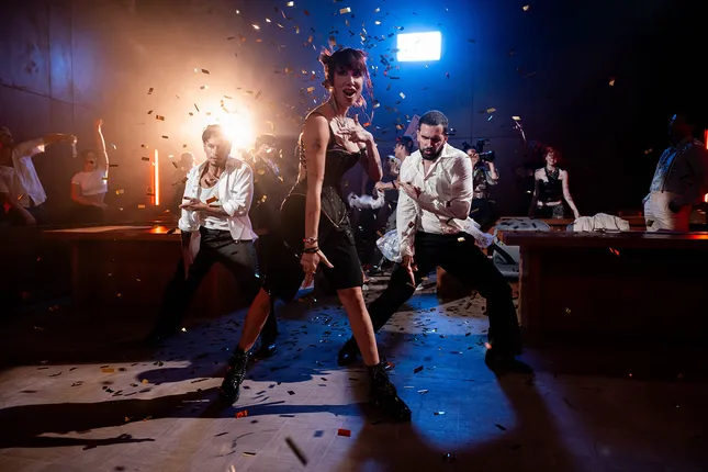 "Extra! Extra! BTS Photos: Chandler Leighton Music Video"