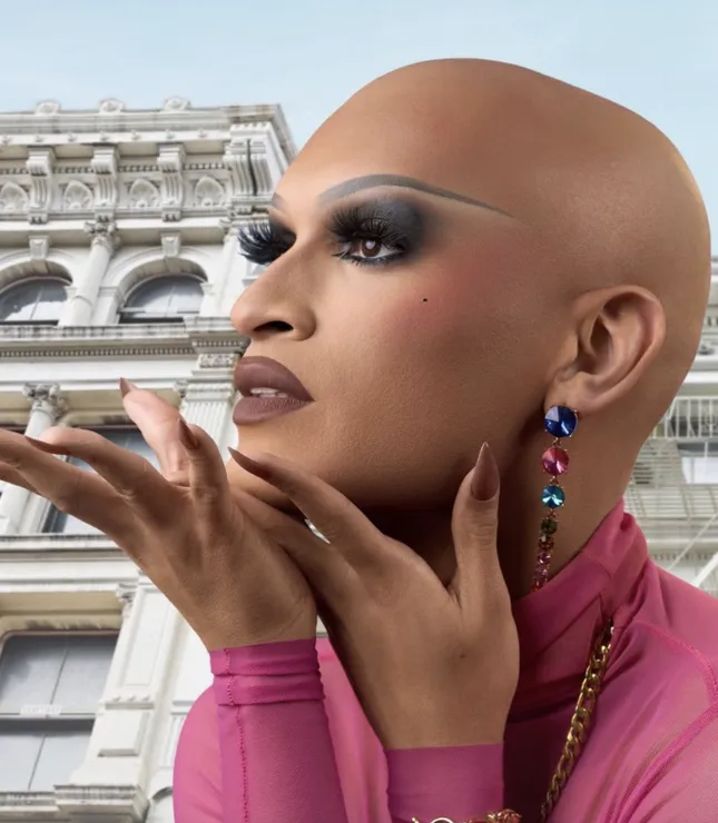 Maybelline New York “Drag It Out”