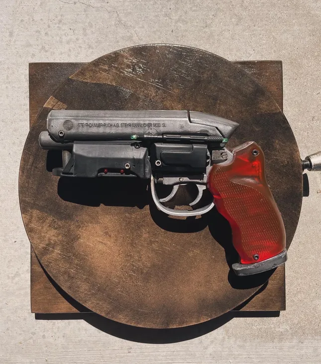Deckard’s Blade Runner Pistol Prop