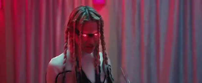 BELLA POARCH - DOLLS (OFFICIAL MUSIC VIDEO)