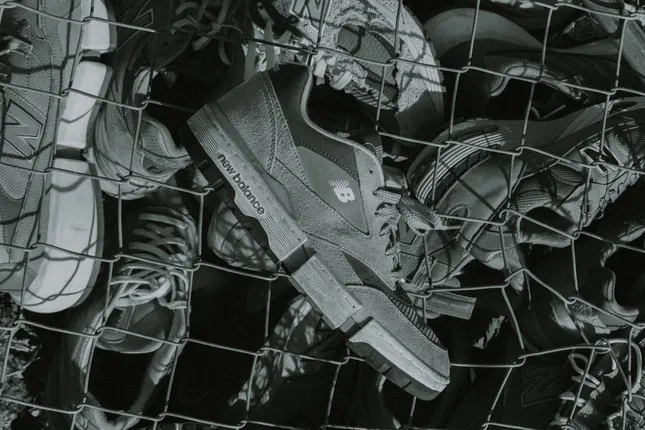 “Grey Days” 0.01 MsftsReps x New balance