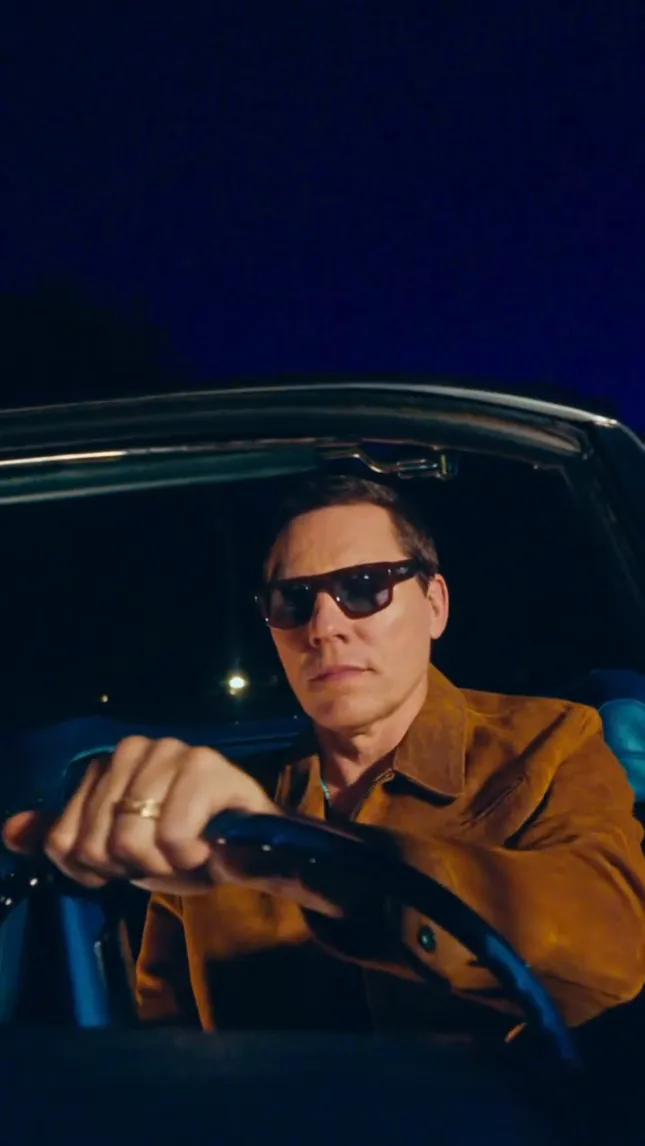 Tiësto “Hot Honey”
