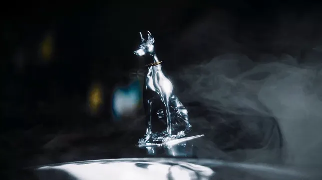 Snoop Dogg - Gorgeous Ft. Jhene Aiko % Produced by Dr. Dre (Official Lyric video)