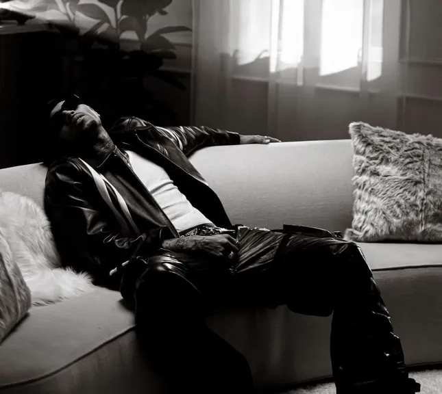 CHRIS BROWN ‘FEEL SOMETHING’