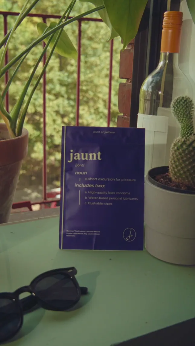 Brand work for JAUNT