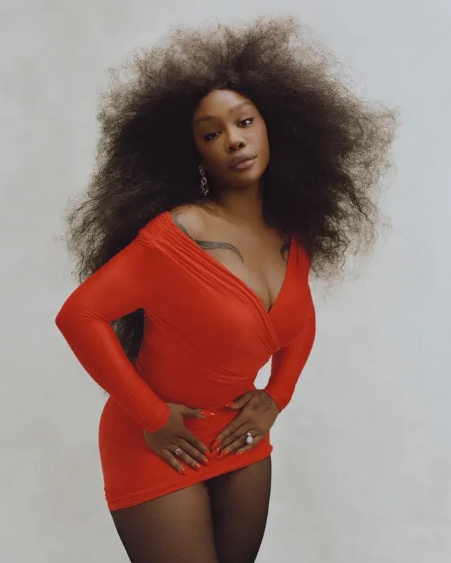 British Vogue Dec. 24 Cover Story - SZA