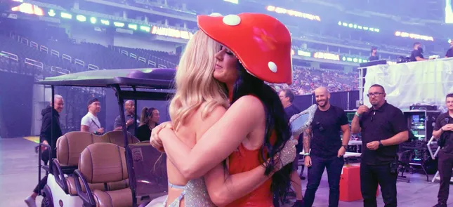 Paris Hilton&Katy Perry in Vegas
