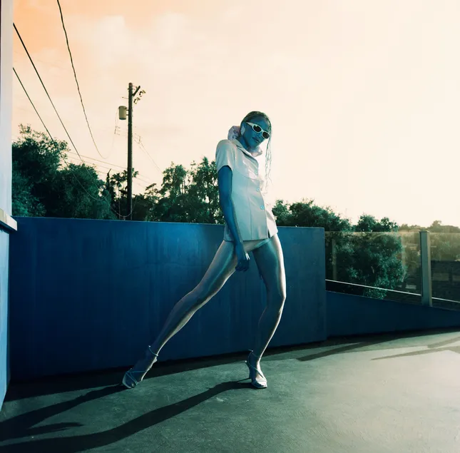 1883 Magazine - Sasha Fox Feature