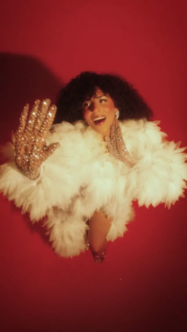 Gavin Turek: Heaven Knows official visualizer