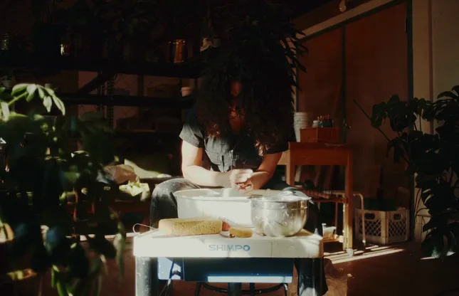 Dara Schuman Ceramics x ESMÈ