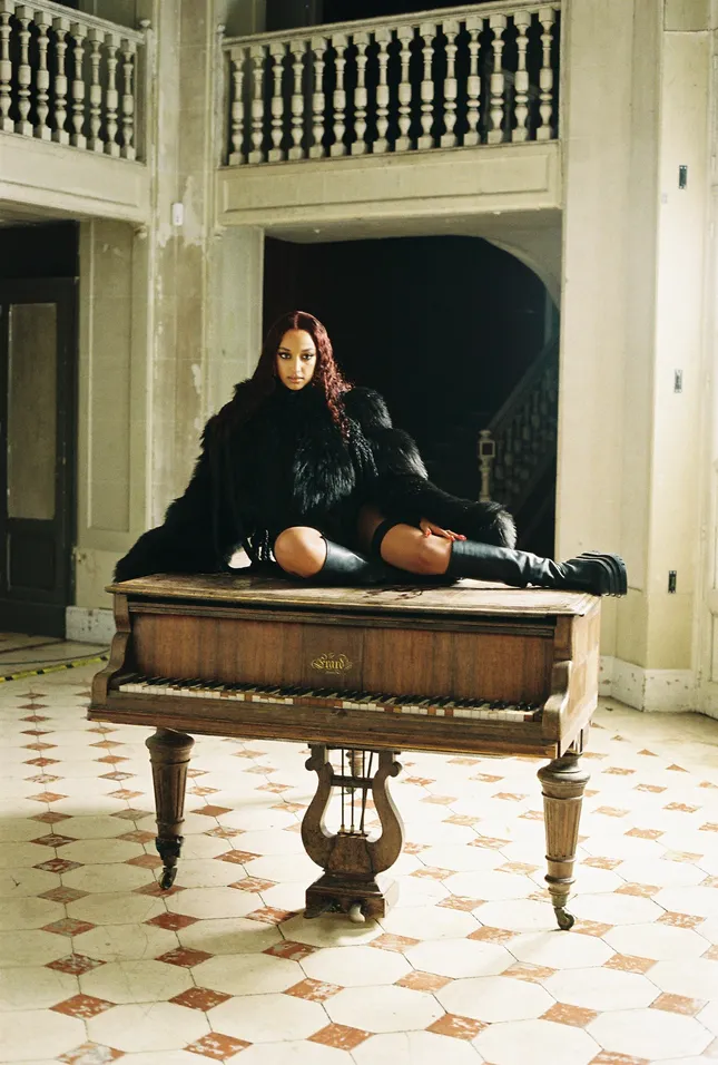 Rimon MV “city’s burning” in Paris