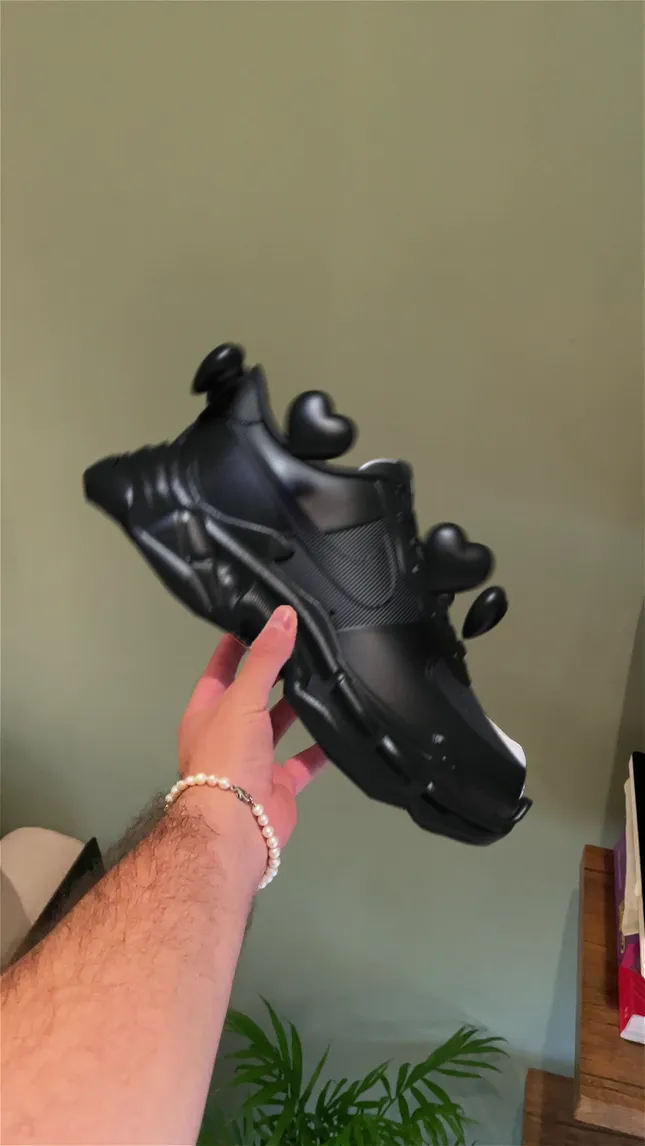 Sneaker 2