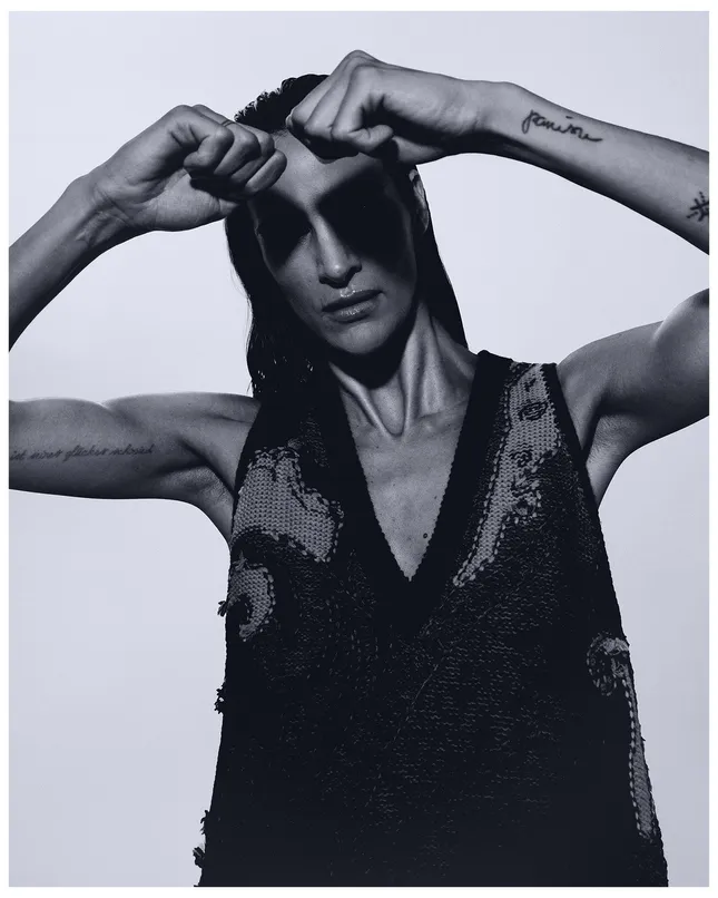 ‘a wasp stung me in my sleep last night’
editorial for the collector magazine