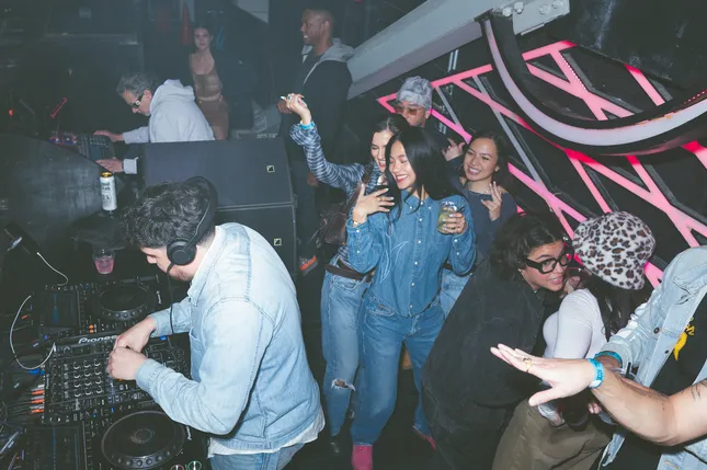 @elesewherespace x @2degreesnyc