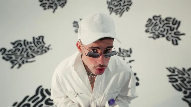 Bad Bunny - Yo Perreo Sola