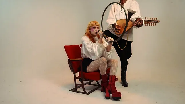 HAUTE & FREDDY "ANTI-SUPERSTAR" VISUALIZER