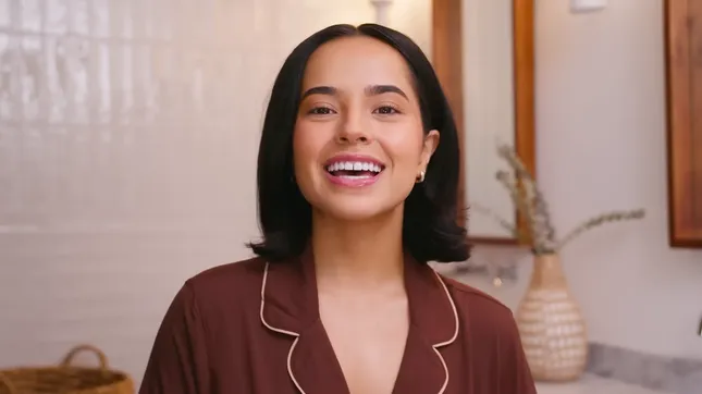 Becky G | Secretos de Belleza | VOGUE España