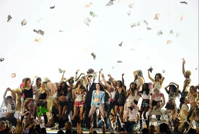 Charli XCX GRAMMYS 2025