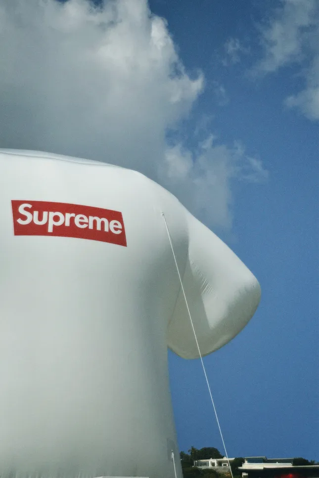 Supreme NY Big tee 2025