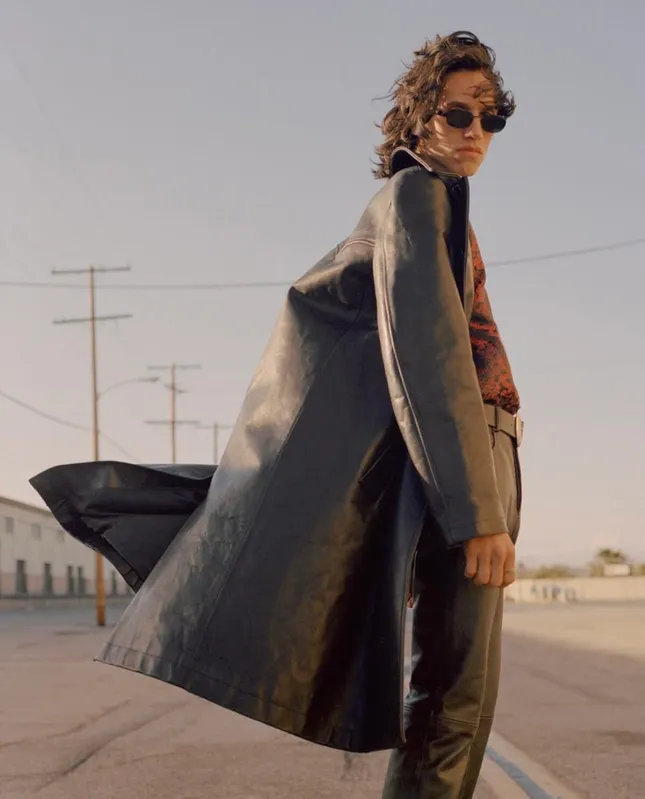 L’Officiel Editorial