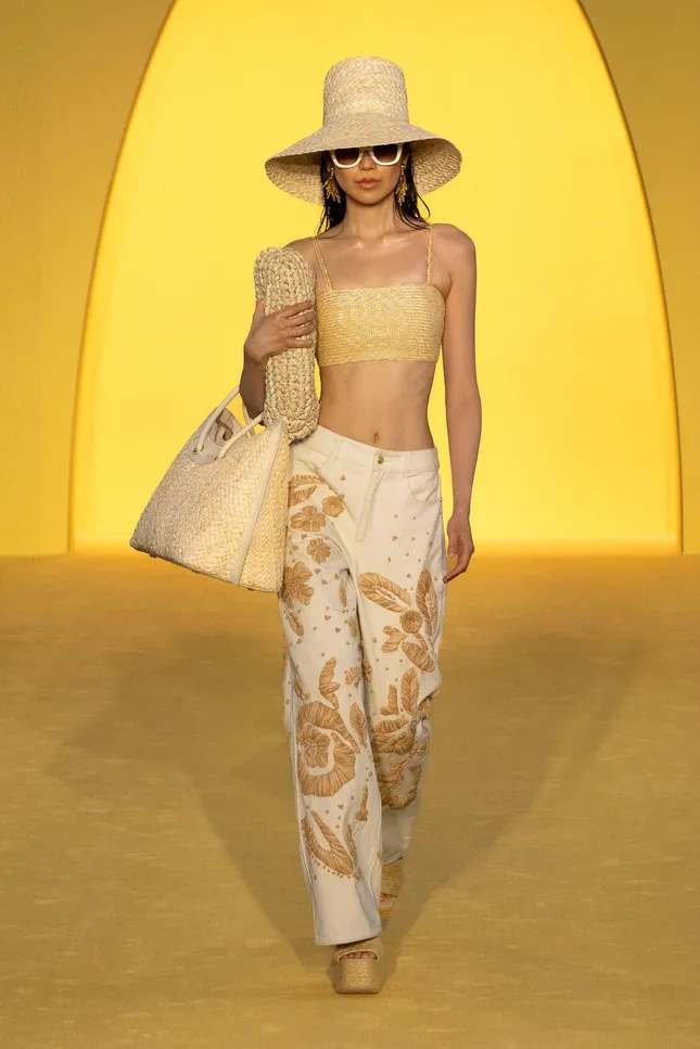 Cult Gaia Resort 24